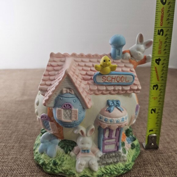 Lillian Vernon Porcelain Eastern Music Box Plays Easter Parade - Picture 11 of 12